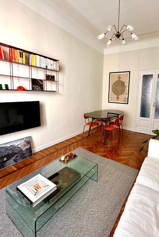 I Host - Jommelli 12 Appartamento Milano